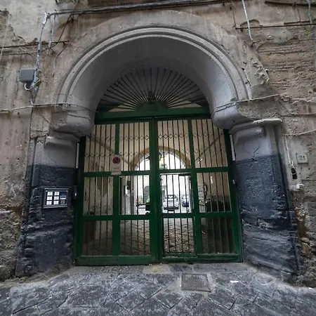 Home nonna Sabina - Centro Storico Napoli-3
